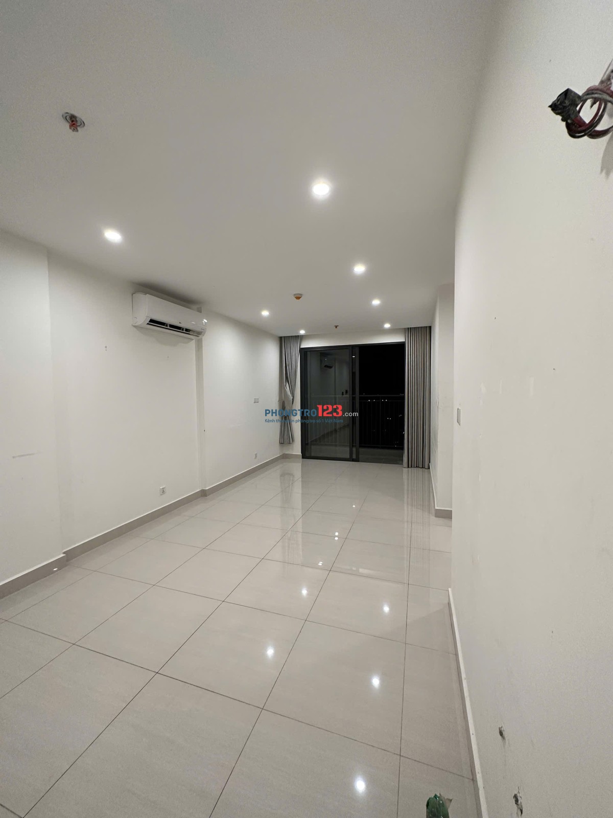 CĂN HỘ 2PN CHO THUÊ GIÁ SIÊU RẺ TẠI VINHOME GRANDPARK Q9