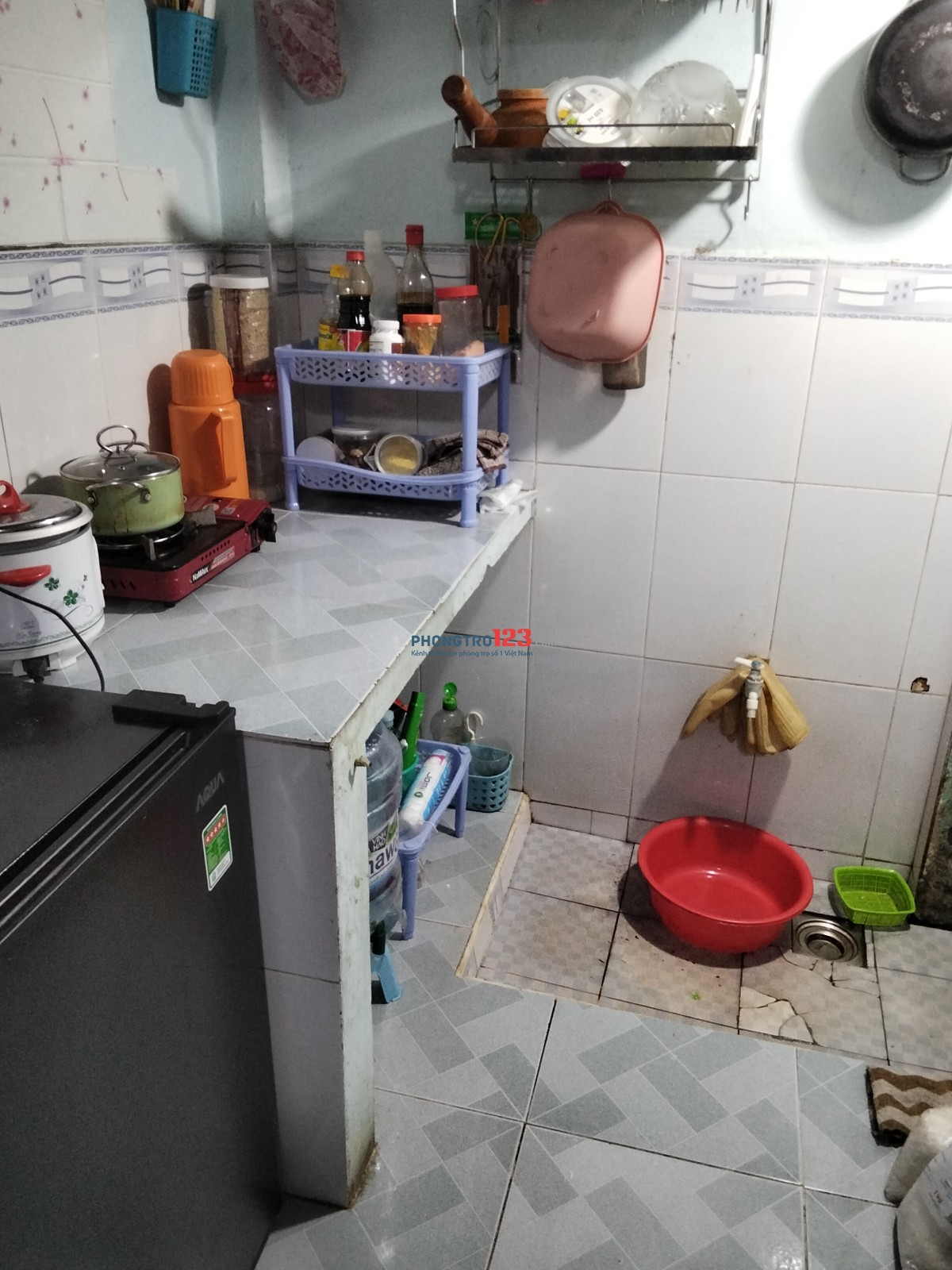 Mình muốn nhượng lại phòng có đầy đủ nội thất. Phòng ở gần chợ Việt Lập. Gần cooptra Linh Trung