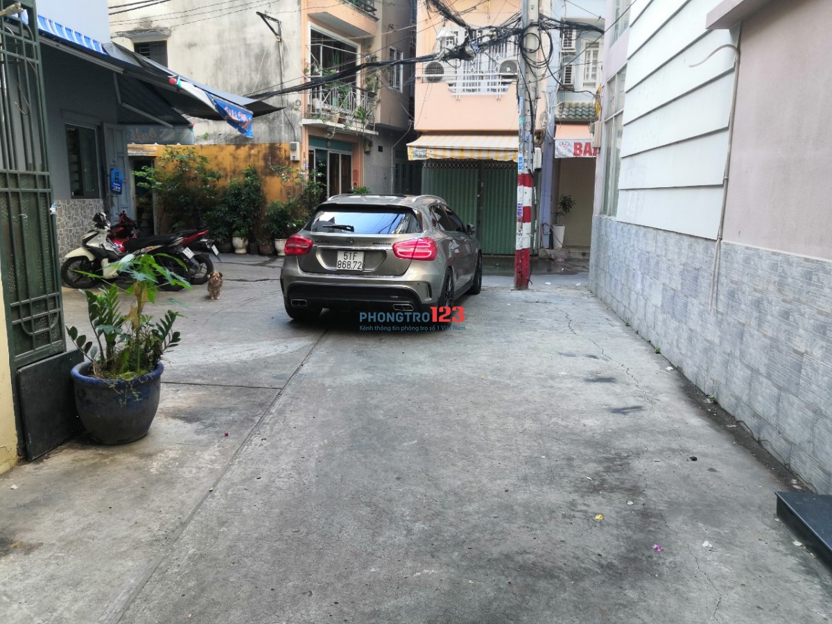 Phòng trọ 18m2 tiện nghi khu trung tâm Huỳnh Văn Bánh, Phú Nhuận