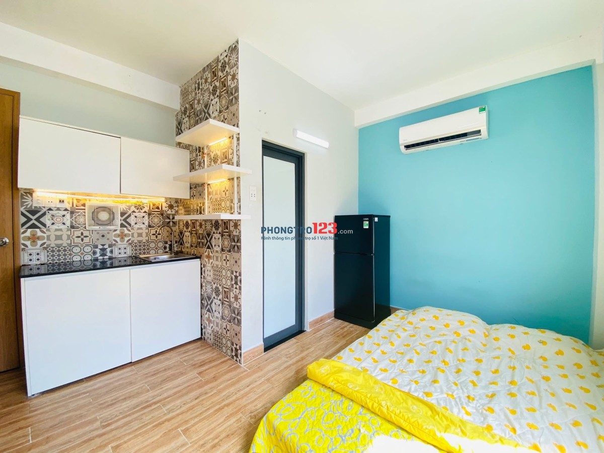 STUDIO ĐÓN NẮNG SIÊU XINH, FULL NỘI THẤT NGAY NGÃ 4 HÀNG XANH