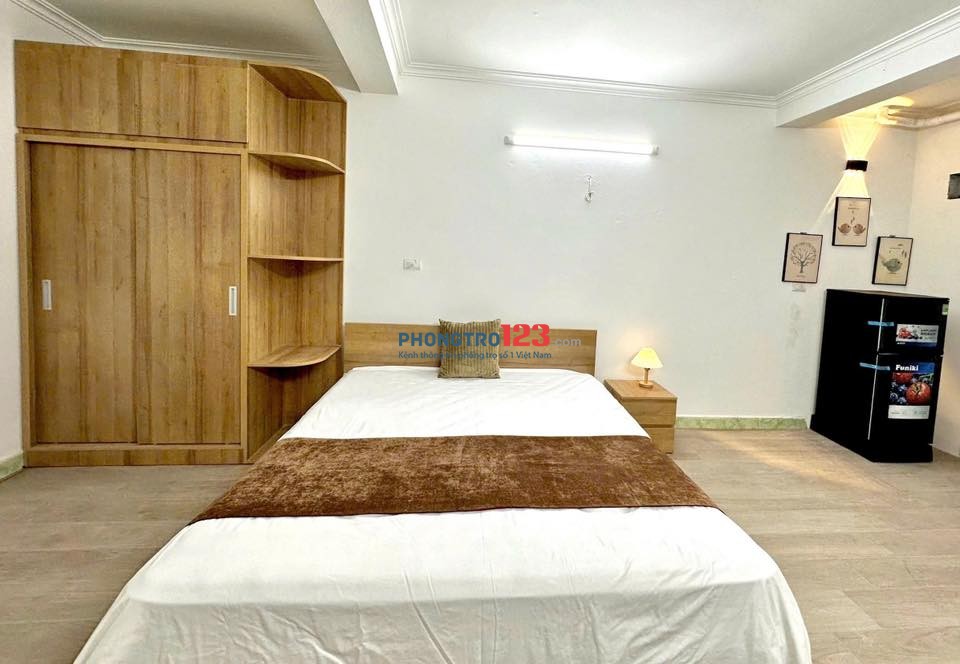 Cho thuê phòng 30m2 có cửa sổ Full NT - Máy hút mùi ngay Đặng Thùy Trâm gần Đh Văn Lang cơ sở 2, 3