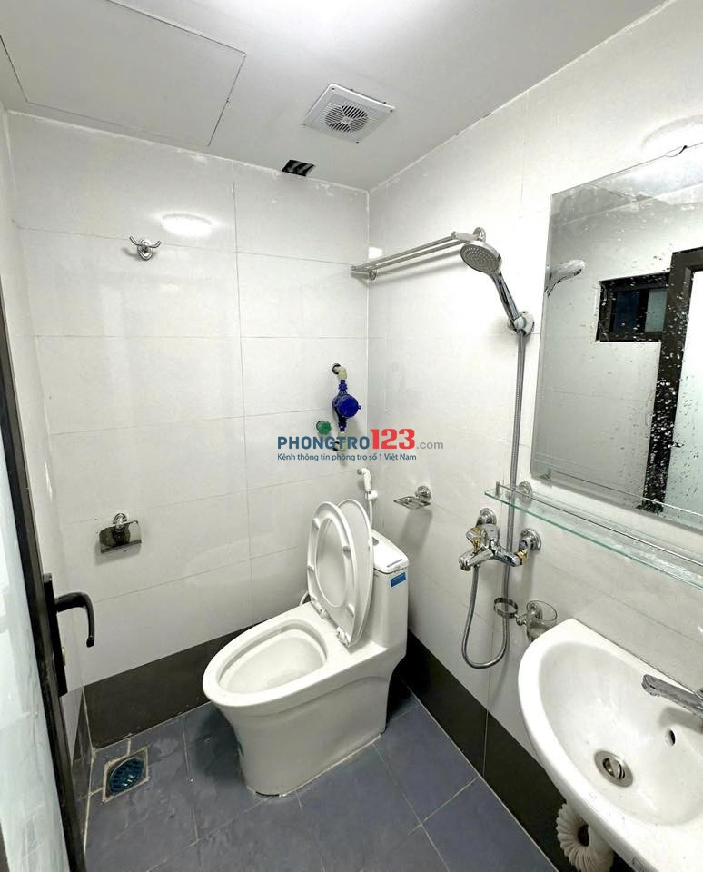 Cho thuê phòng 30m2 có cửa sổ Full NT - Máy hút mùi ngay Đặng Thùy Trâm gần Đh Văn Lang cơ sở 2, 3