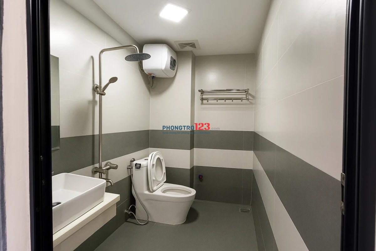 Cho thuê phòng trọ cao cấp 30m², Gần Đại học Bách Khoa, Kinh Tế, Xây Dựng Giá 4,8 triệu/tháng
