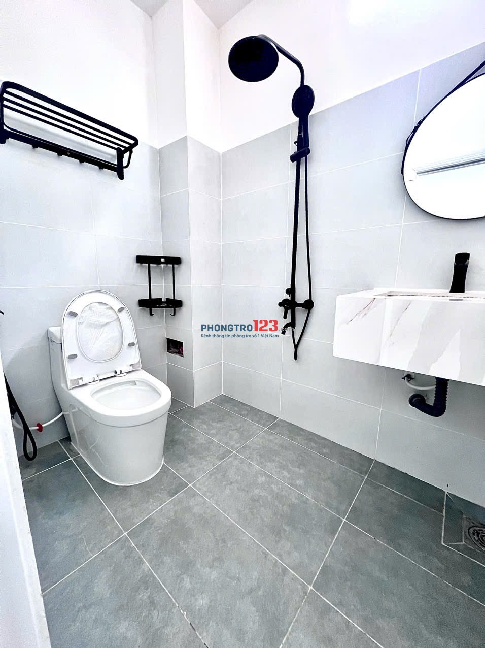CHO THUÊ PHÒNG 35M2 FULL NỘI THẤT CÓ MÁY GIẶT RIÊNG CÓ BAN CÔNG GẦN ĐẠI HỌC VĂN LANG Ở NGUYỄN XÍ
