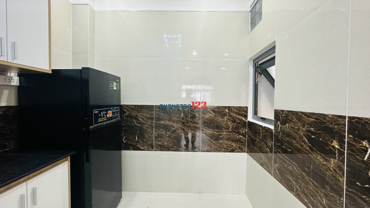 KHAI TRƯƠNG PHÒNG TRỌ CỬA SỔ VÀ BAN CÔNG THOÁNG NGAY PHẠM VĂN ĐỒNG, BÌNH THẠNH GẦN ĐẠI HỌC VĂN LANG