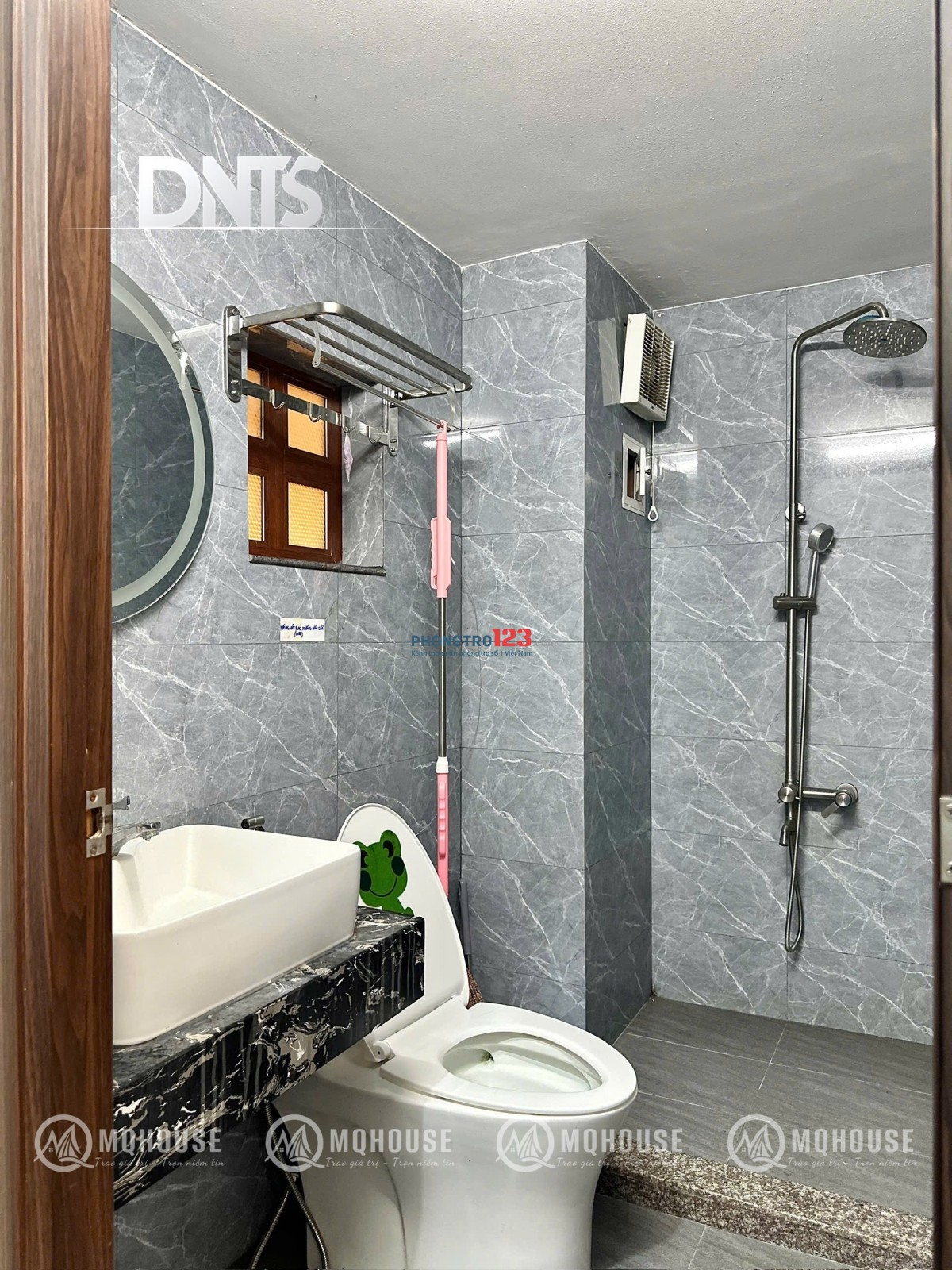 Cho Thuê Phòng Gần Công Viên Lê Văn Tám, Trường ĐH Kinh Tế ISB Q1