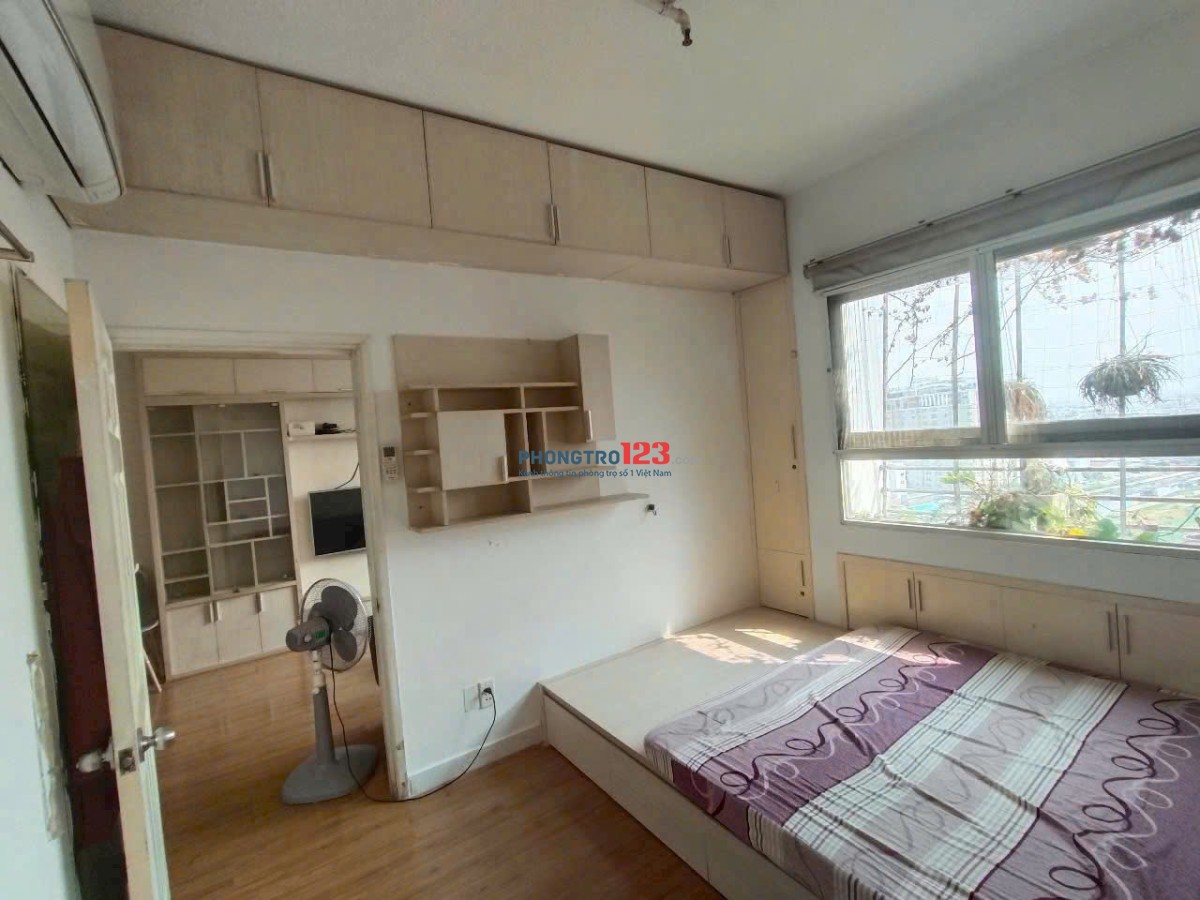 Chung cư 590 CMT8, P11, Q3: 1p ngủ, ban công, 50m2, 6tr5/tháng