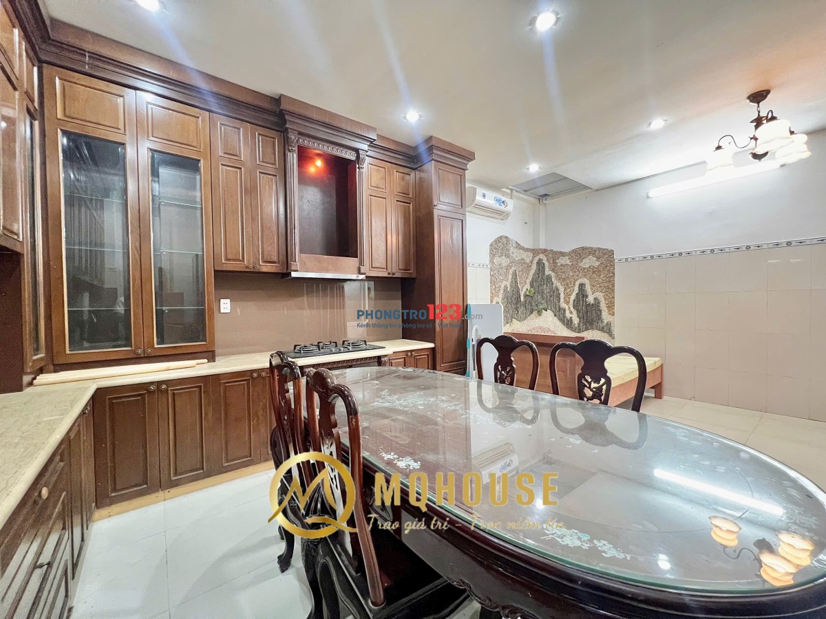 Khai Trương Căn Hộ_ Bếp Lớn, Nội Thất Gỗ Cao Cấp _ Võ Oanh Gần ĐH GTVT Và Ngoại Thương, Hutech