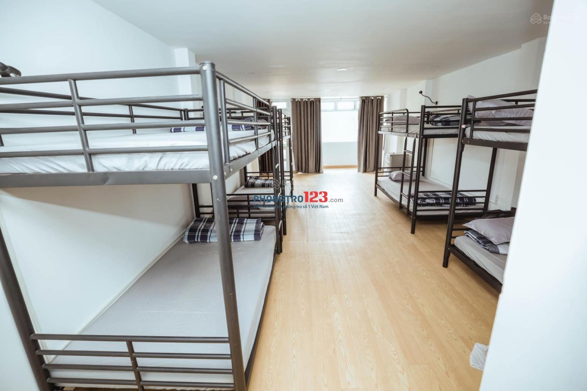 KTX cho 6 người FULL NỘI THẤT . CHỈ CẦN XÁCH VALI VÀO Ở CHỈ 1 TRIỆU 3