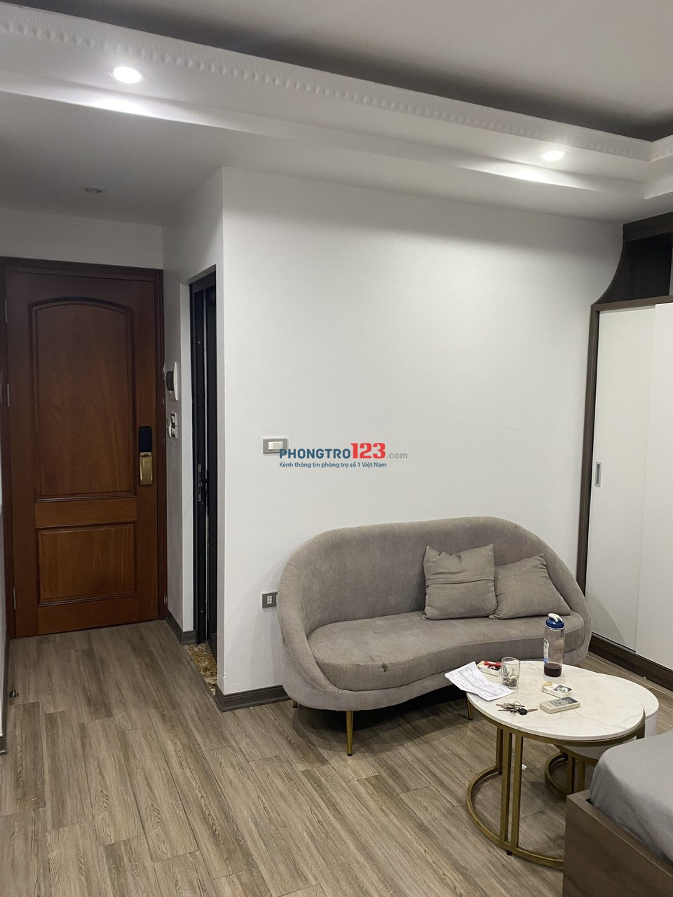 Cho thuê Căn hộ dịch vụ giá rẻ cực VIP tại Số 61C ngõ 29 Võng Thị, Bưởi, Tây Hồ. Chỉ 6Tr