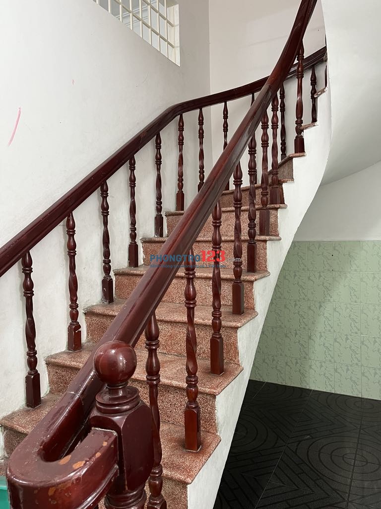 Cho Thuê Nhà Đẹp, Kiên Cố, Hẻm Thông Xe Tải