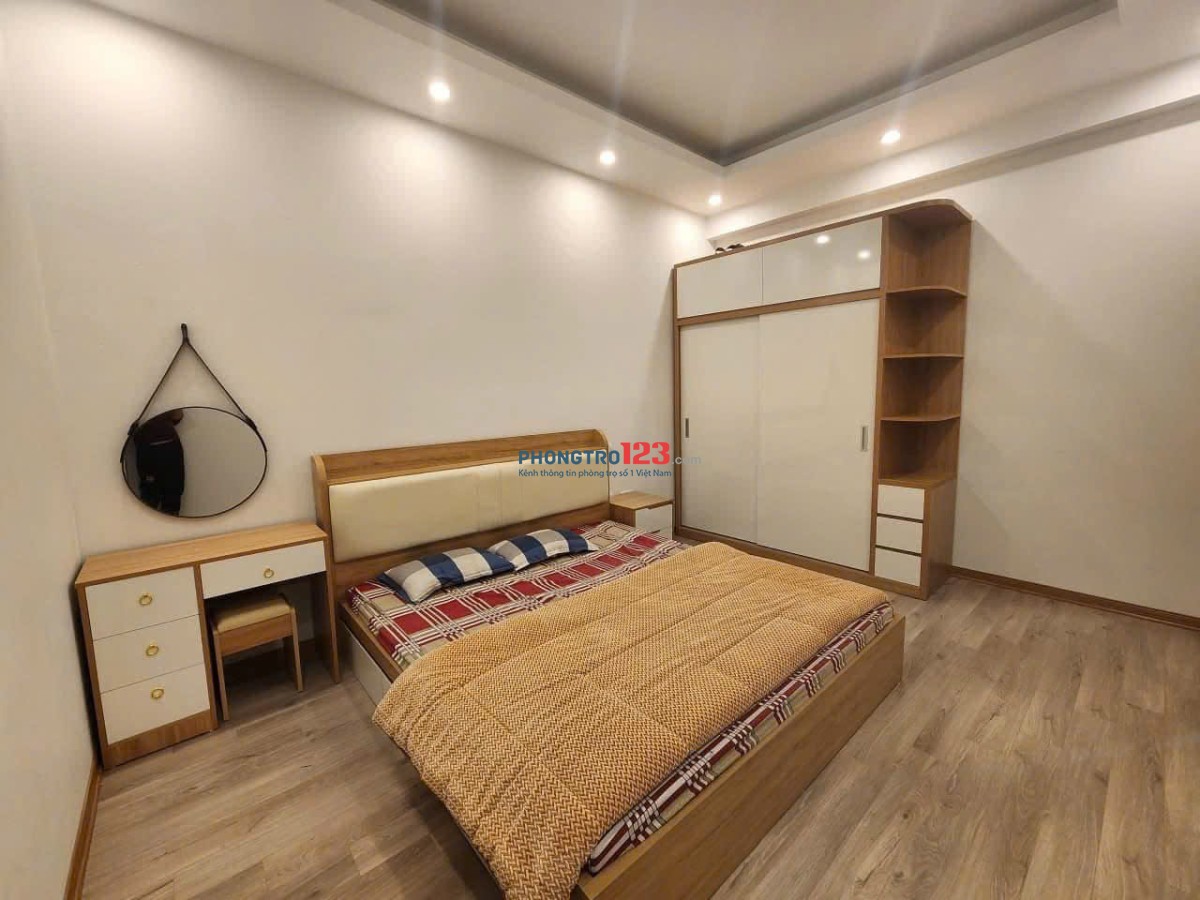 CHCC Screc Tower, Trường Sa, Q3: 73m2, 2p ngủ + có Nt giá 13tr/th