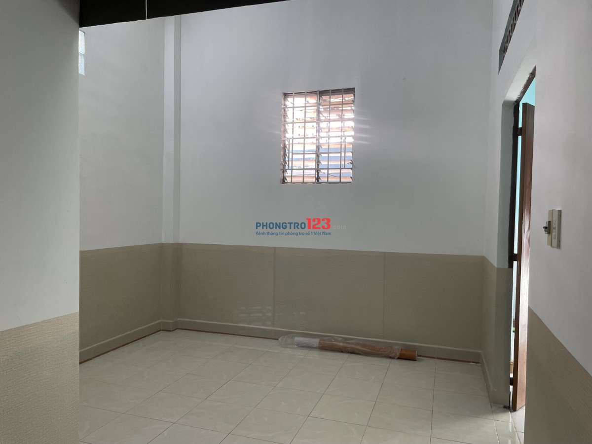 Cho thuê 2 phòng trống đối diện Golden Palace