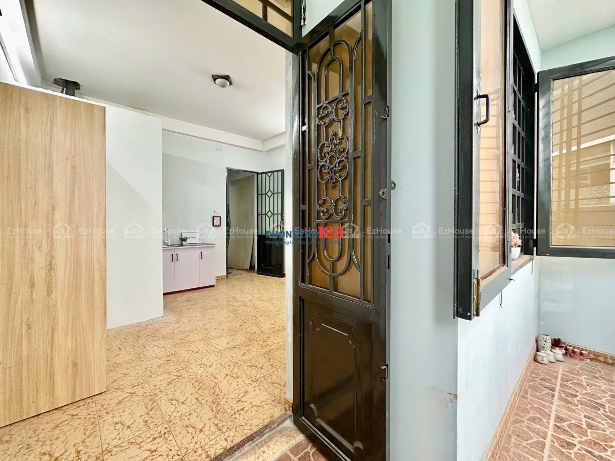 PHÒNG TRỌ GIÁ RẺ DÀNH CHO SV - PHÒNG RỘNG - CÓ CỬA SỔ LỚN - BAN CÔNG RỘNG