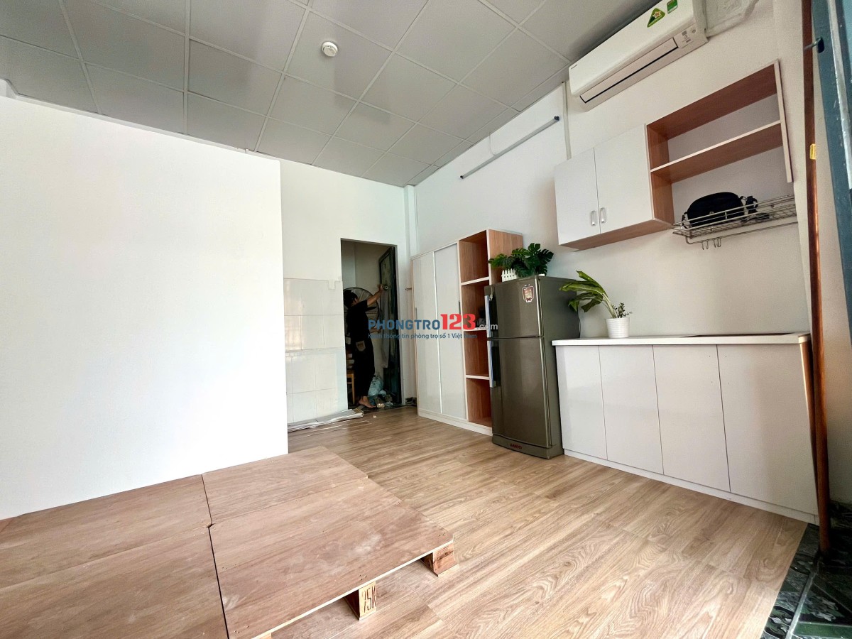 Khai trương căn ban công full nội thất ngay cầu HimLam, tiện di chuyển các quận trung tâm