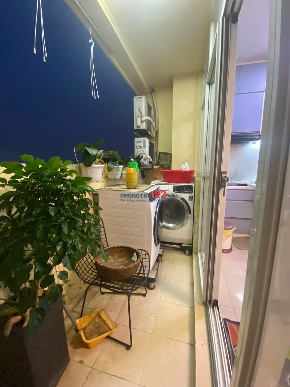 Chung cư Đặng Văn Ngữ, P9, PN: 2p ngủ, 12tr/tháng, 75m2