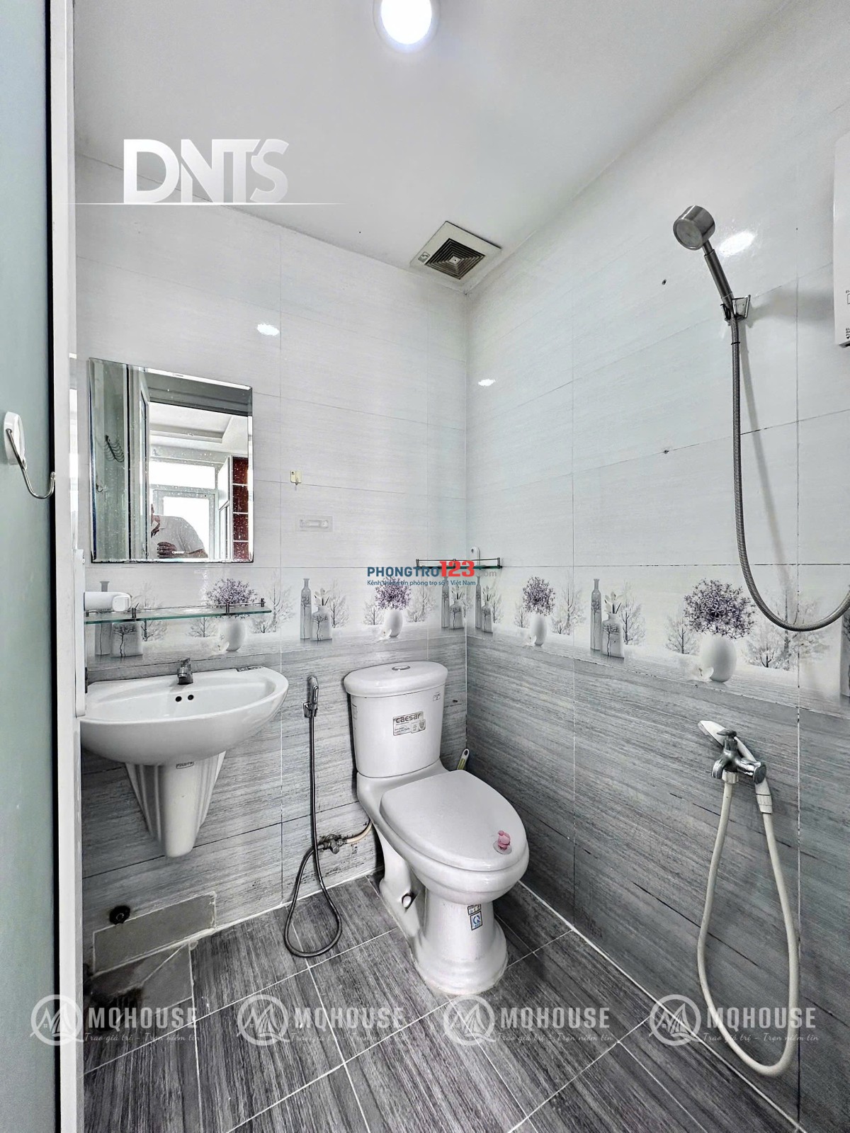 Cho Thuê Phòng Bancony Mới Ngay Cầu Nguyễn Văn Cừ_Trường ĐH Sài Gòn Q1