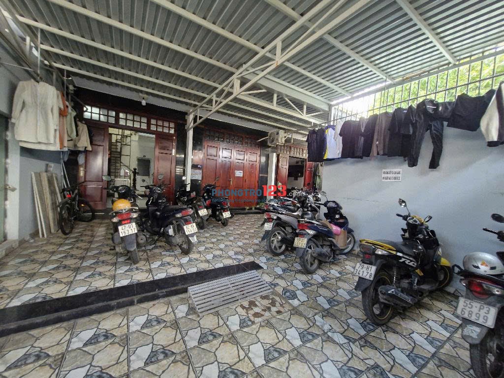 Phòng Trọ gần ĐH FPT_UFM Hẻm 21 Trường Lưu Quận 9 28m2 Chỉ 2.5 Triệu