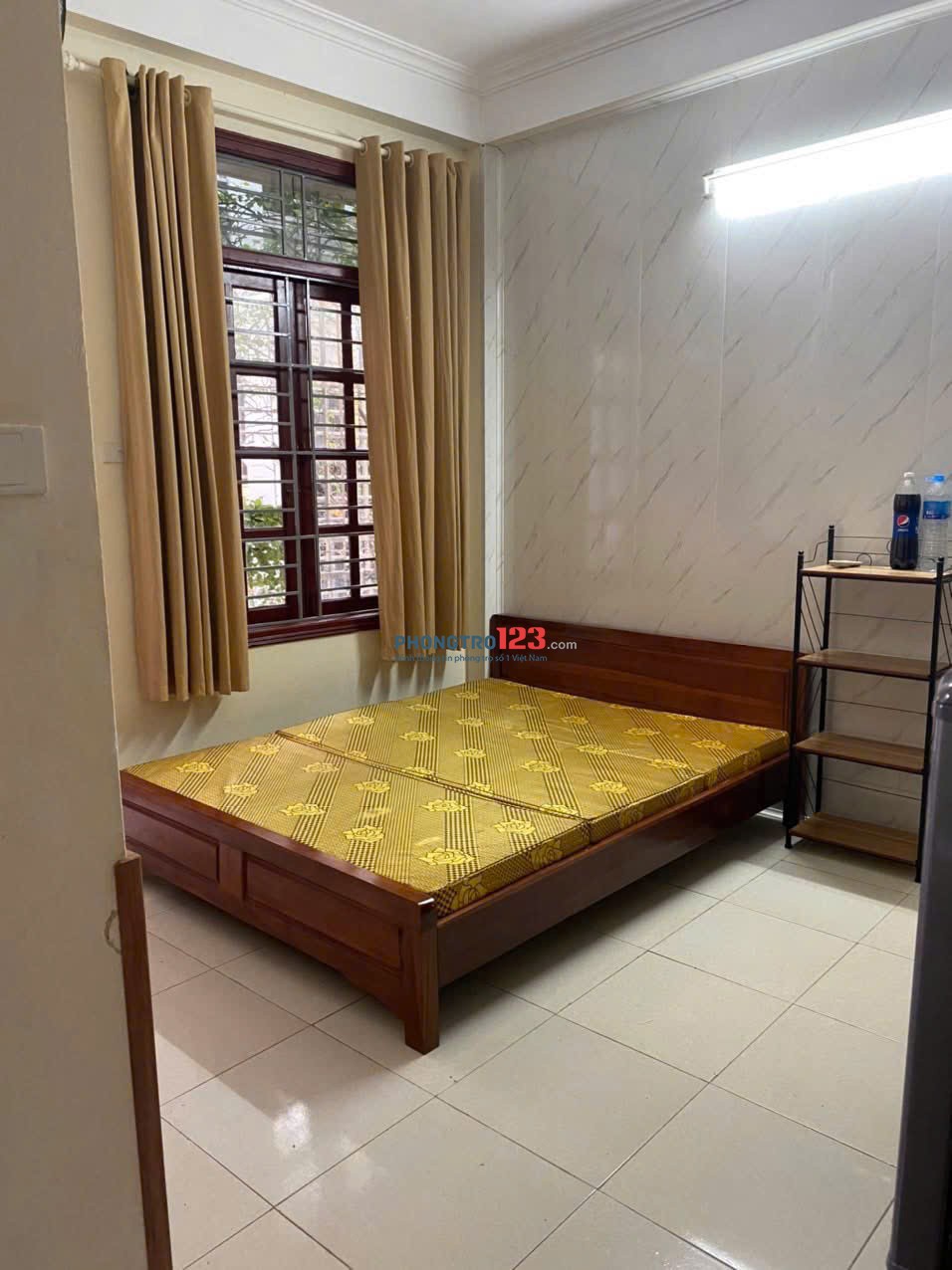 Chung cư đường sắt, 590 CMT8, P11, Q3: 1p ngủ, ban công, 50m2, 6tr5/th