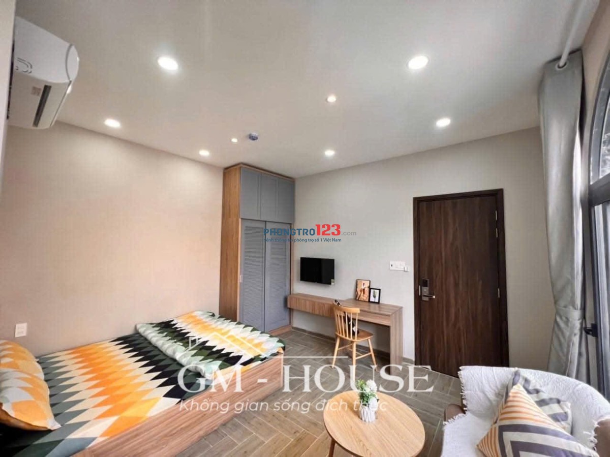 Cho thuê căn hộ 30m2 Nguyễn gia trí Bình thạnh. Gần FTU GTVT UEF HIU