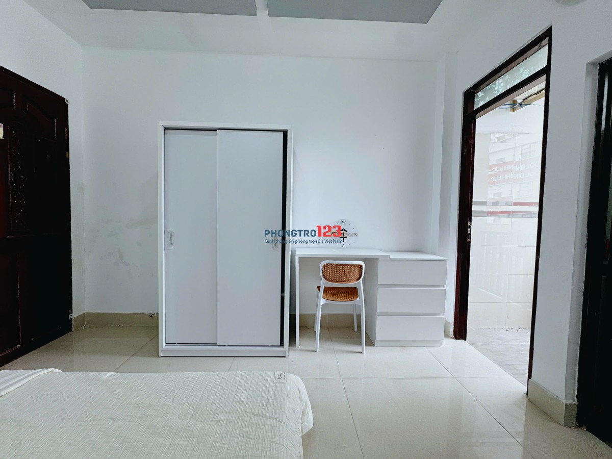 Phòng mới 30m2 ban công thoáng full nội thất ngay Nguyễn Văn Đậu, Bình Thạnh