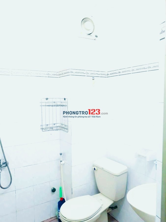 Cho Thuê Phòng Q1 fuff nội thất.mới keng.2tr7