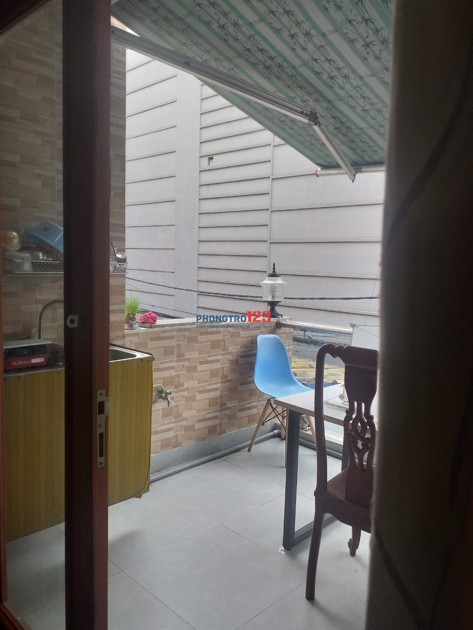 Chính chủ cho thuê phòng full nội thất, gần sân bay, có ban công, 30m2, giá 5tr