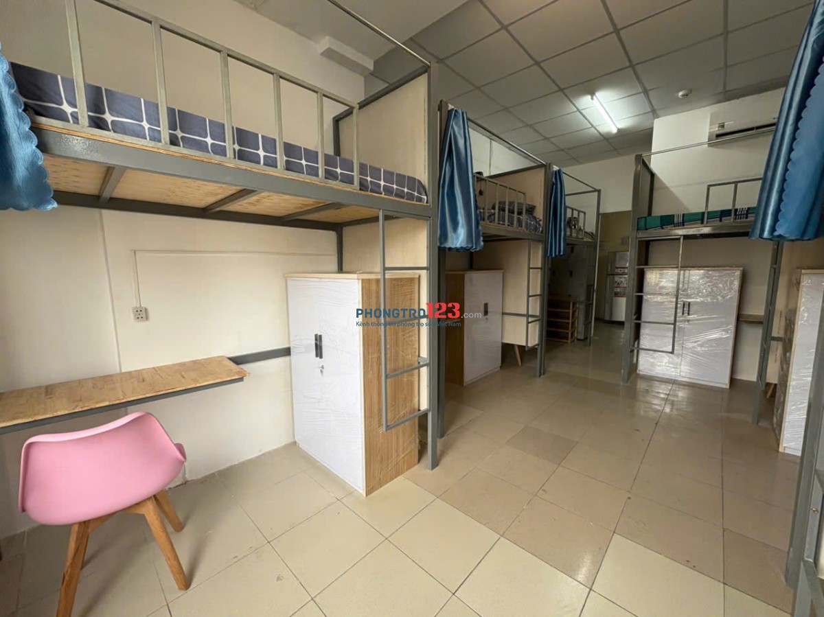 Kí túc xá cao cấp dành cho sinh viên và người đi làm cách Cao Đẳng Công thương chỉ 600m