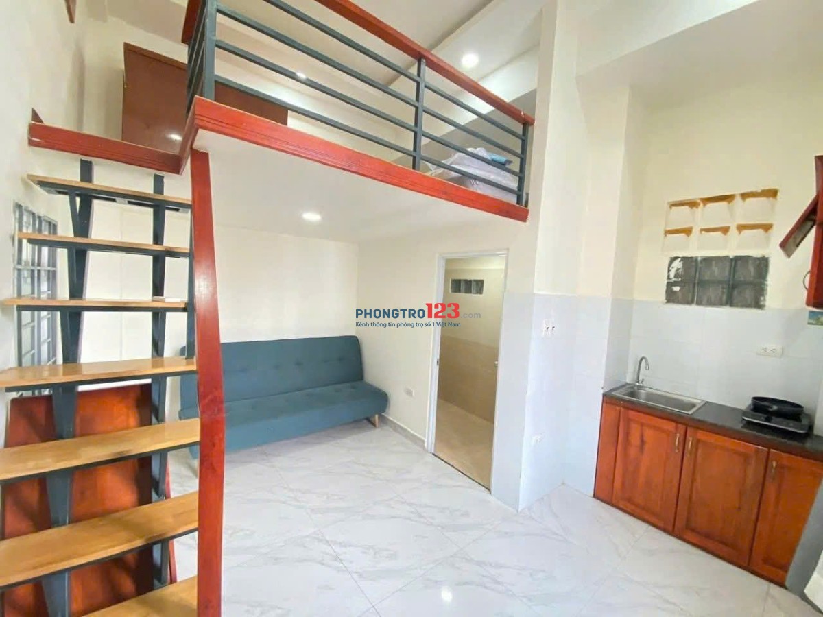TRỐNG LẠI MÃ GÁC CỬA SỔ MẶT TIỀN SÁNG THOÁNG ĐẦY ĐỦ NỘI THẤT