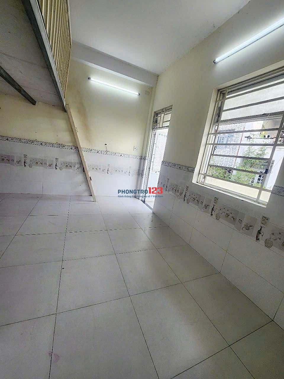 Cho thuê phòng tại hẻm 128 Hùynh Tấn Phát phường Tân Thuận Tây, Q7