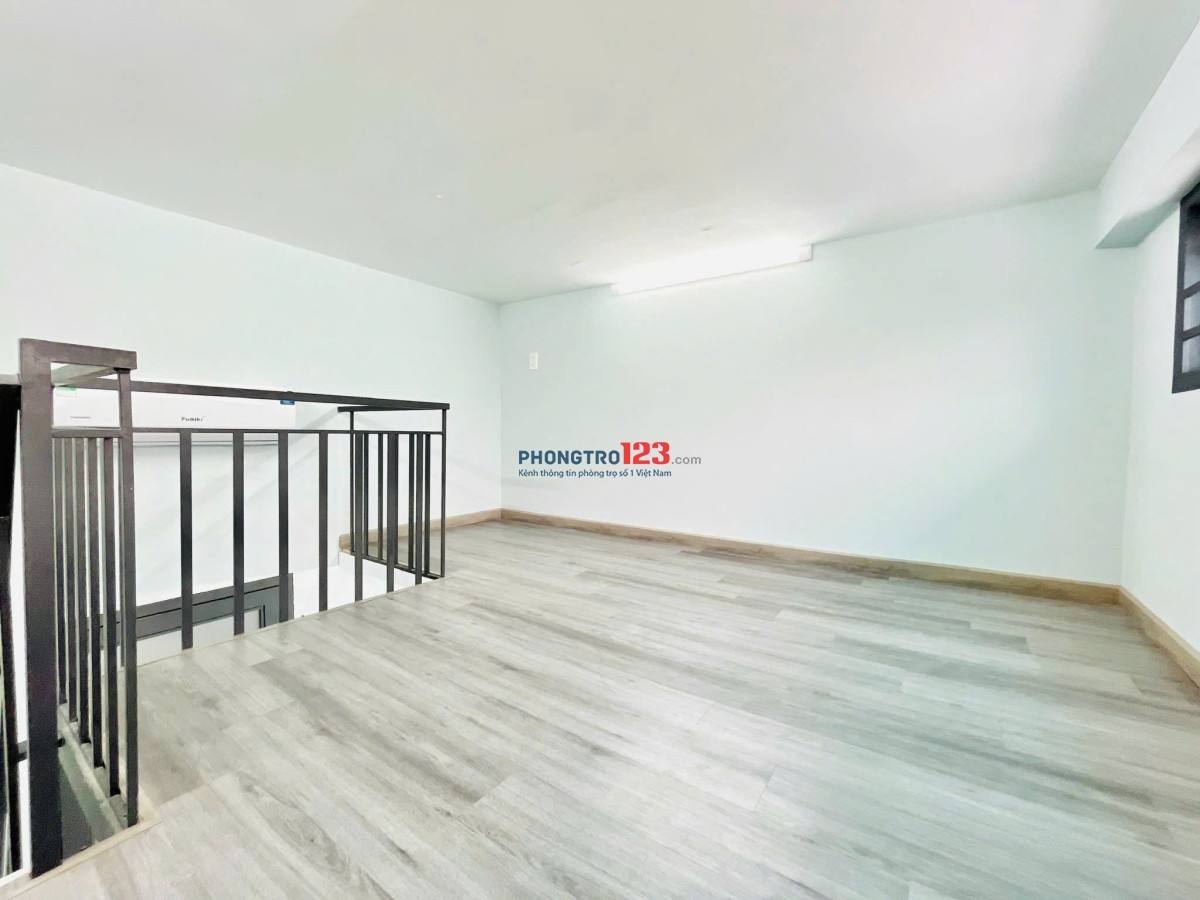 Phòng mới 100% có gác cao không đụng đầu, đủ nội thất trong phòng, cửa sổ thoáng giá 4trxxx