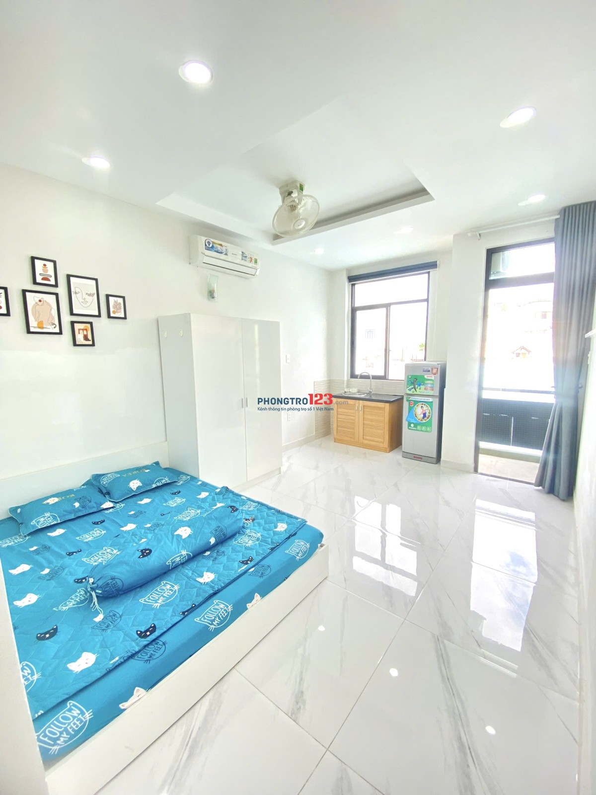 Phòng 35m2 ban công gần Ngã Tư Hàng Xanh, ĐH Hồng Bàng, Quận 1 ở Điện Biên Phủ Bình Thạnh