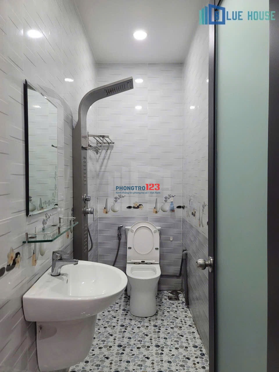 Căn hộ studio – Lê Văn Huân, P.13, Q. Tân Bình có nội thất, có ban công thoáng mát