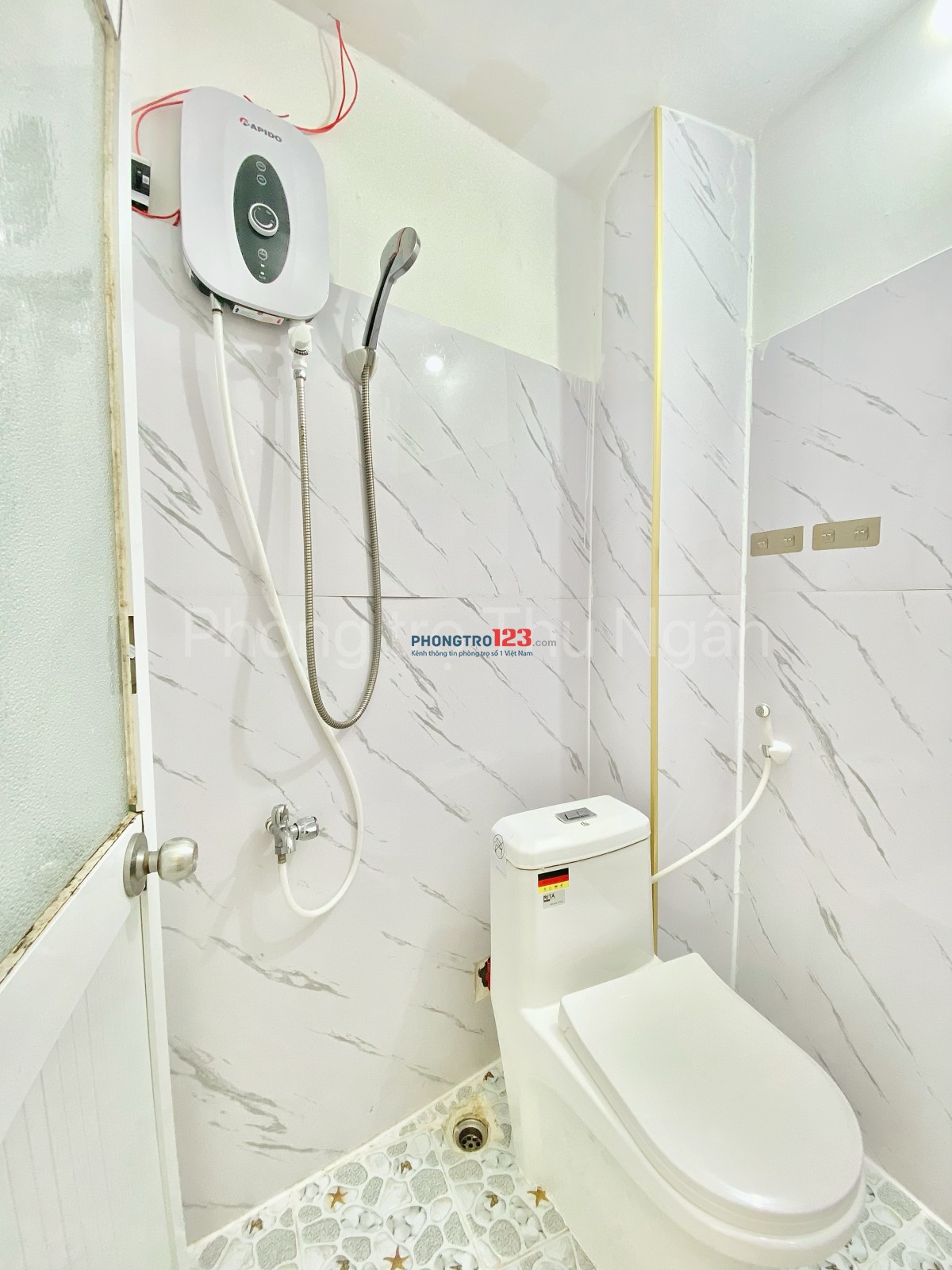 CHÍNH CHỦ TRỐNG PHÒNG TÁCH BẾP CÓ BAN CÔNG