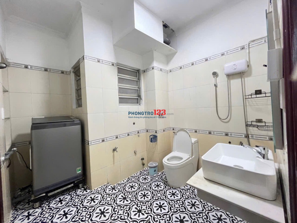 Cho thuê căn hộ chung cư mini 2PN quận 10 gần Toà nhà Viettel