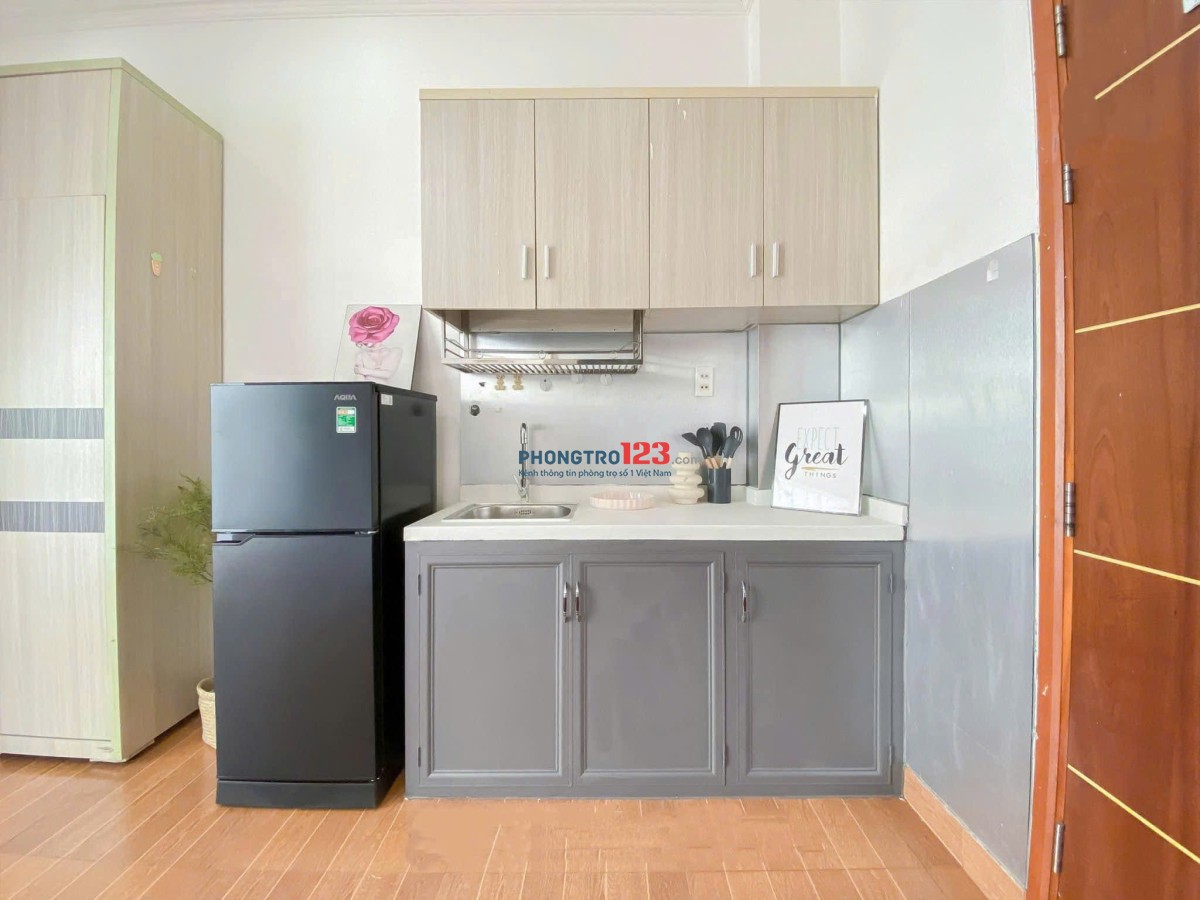 STUDIO BAN CÔNG SIÊU THOÁNG – FULL NỘI THẤT, GẦN ETOWN, ĐH UFM, ĐH IUH, HỌC VIỆN HÀNG KHÔNG, SÂN BAY