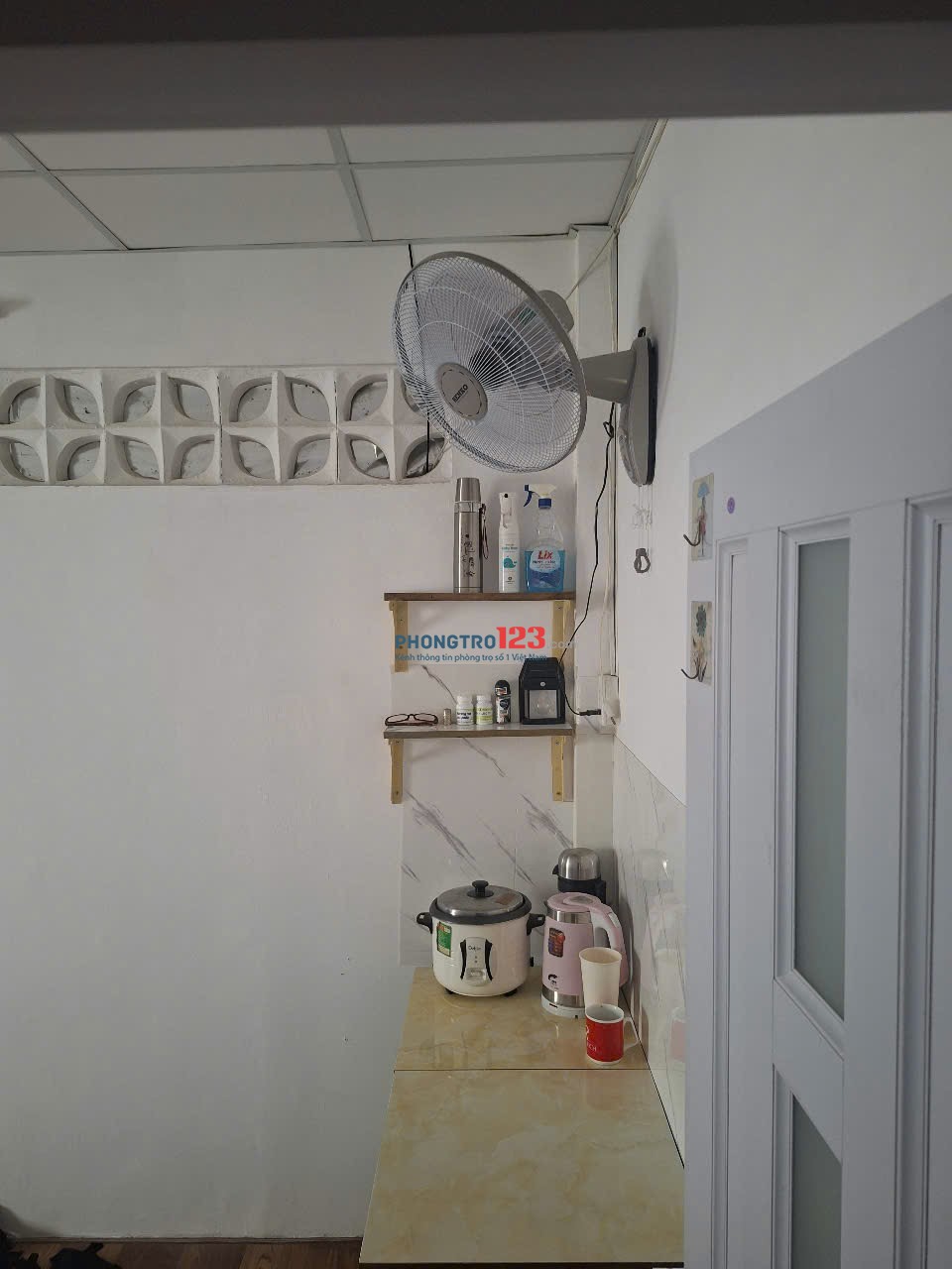 Phòng trọ sinh viên 2tr3, wc riêng, cửa sổ, ngay Hàng Xanh HCM