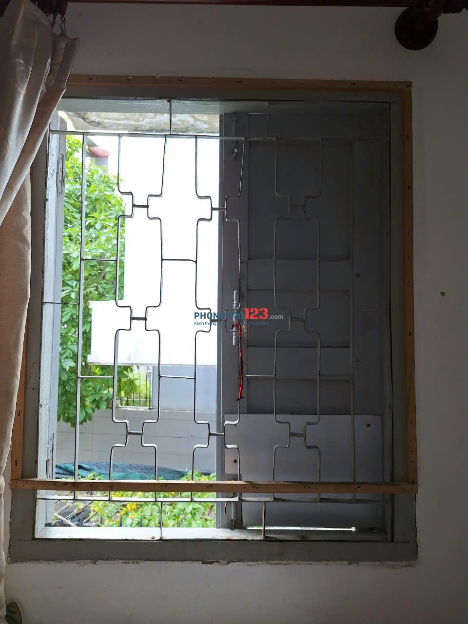 Phòng trọ sinh viên 2tr3, wc riêng, cửa sổ, ngay Hàng Xanh HCM