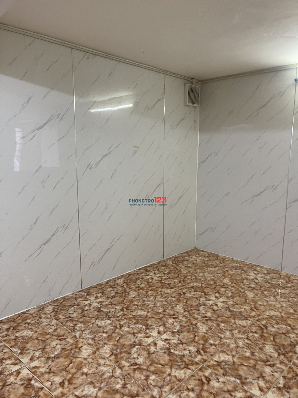 Cho thuê phòng trọ (gần bến xe Miền Đông phường 26, quận Bình Thạnh) (chính chủ cho thuê)