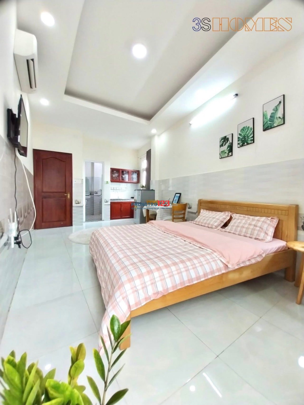 Căn hộ ngay SÂN BAY- ban công, cửa sổ FULL ĐỒ