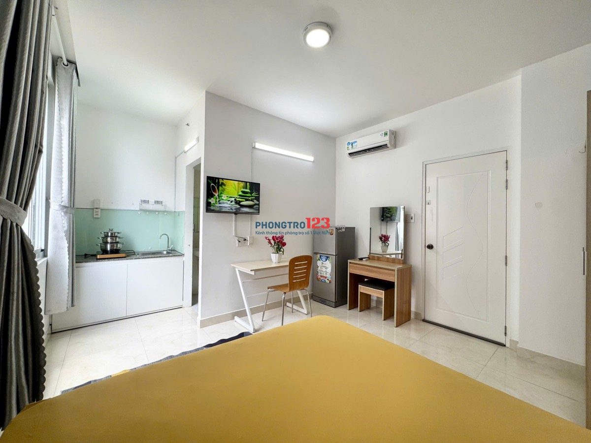 PHÒNG TIỆN NGHI FULL NT ASTN CỐNG QUỲNH CAO THẮNG