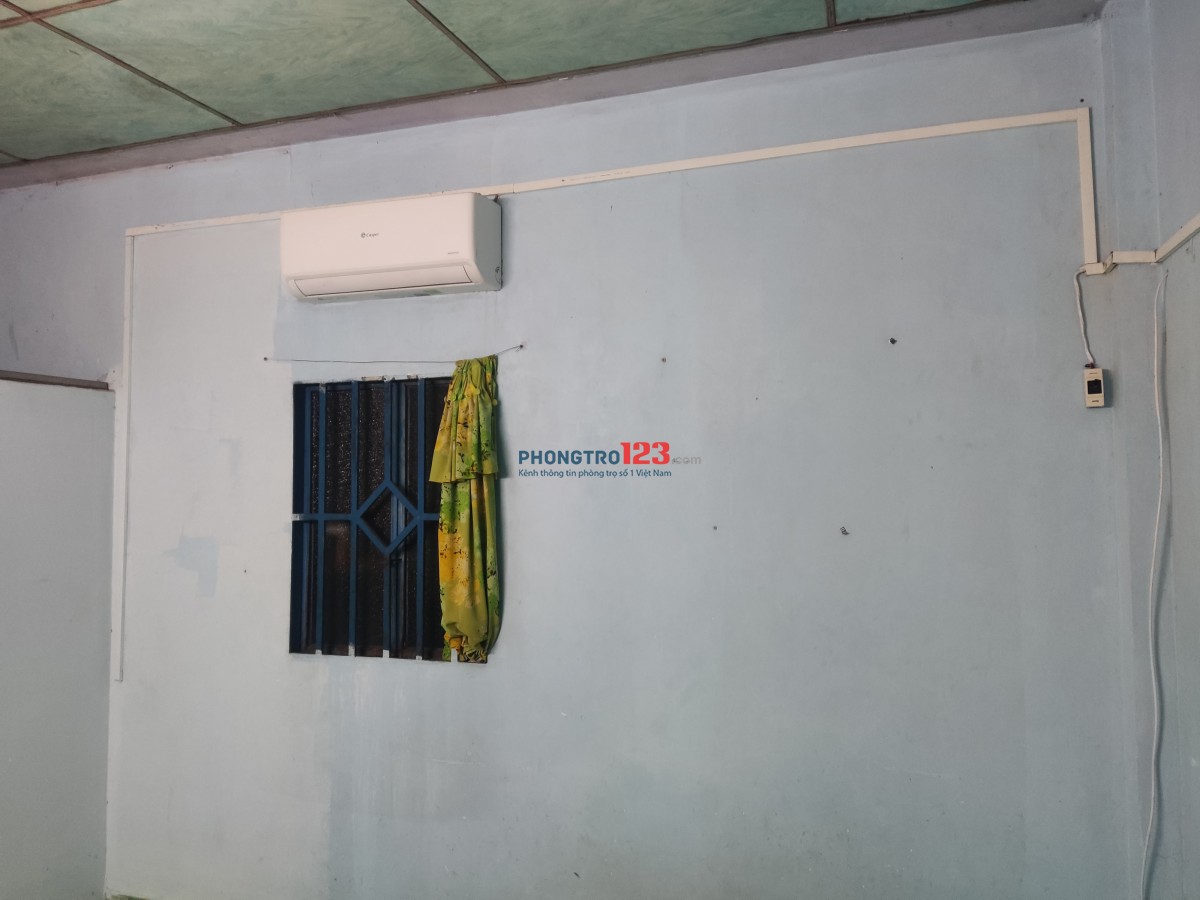 Phòng trọ đối diện cổng CVPM Quang Trung đường Tô Ký, Q12