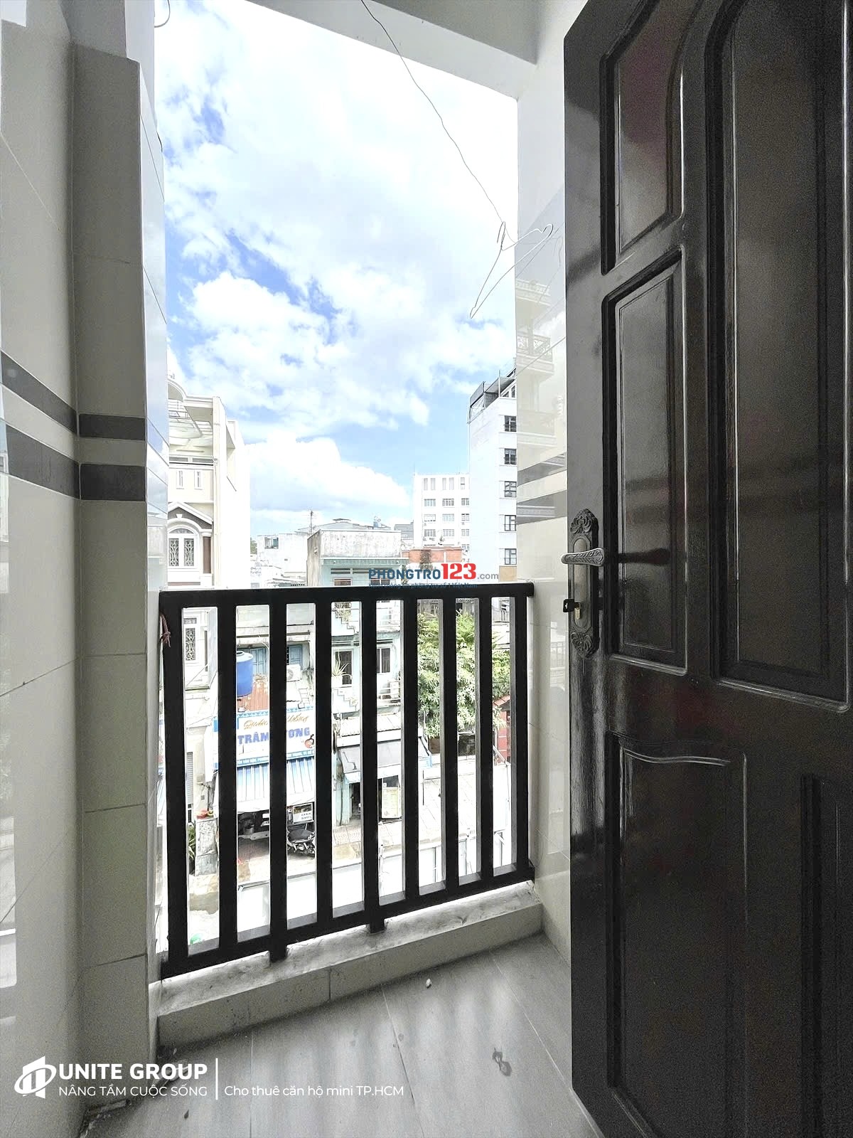 Phòng trọ Full nội thất có ban công gần ĐH Văn Lang cơ sở 2, 3 ở Nguyễn Văn Đậu, Bình Thạnh
