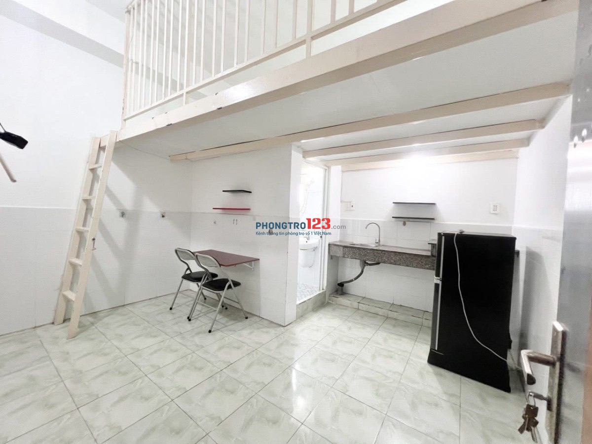 Trọ có máy lạnh- gần huit-văn hiến tại Tân bình