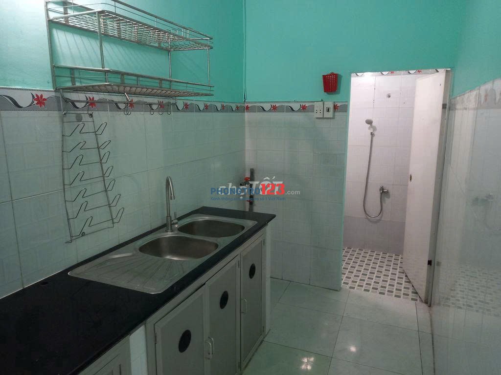 NHÀ HẺM BA GÁC ĐƯỜNG 6. P TAM PHÚ