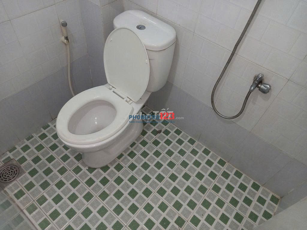 NHÀ HẺM BA GÁC ĐƯỜNG 6. P TAM PHÚ