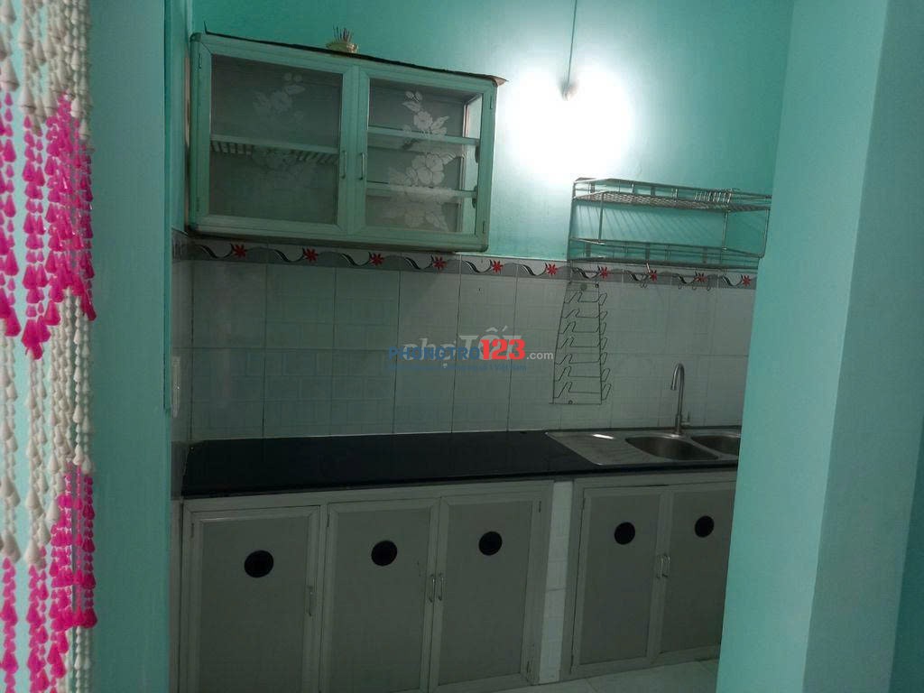 NHÀ HẺM BA GÁC ĐƯỜNG 6. P TAM PHÚ