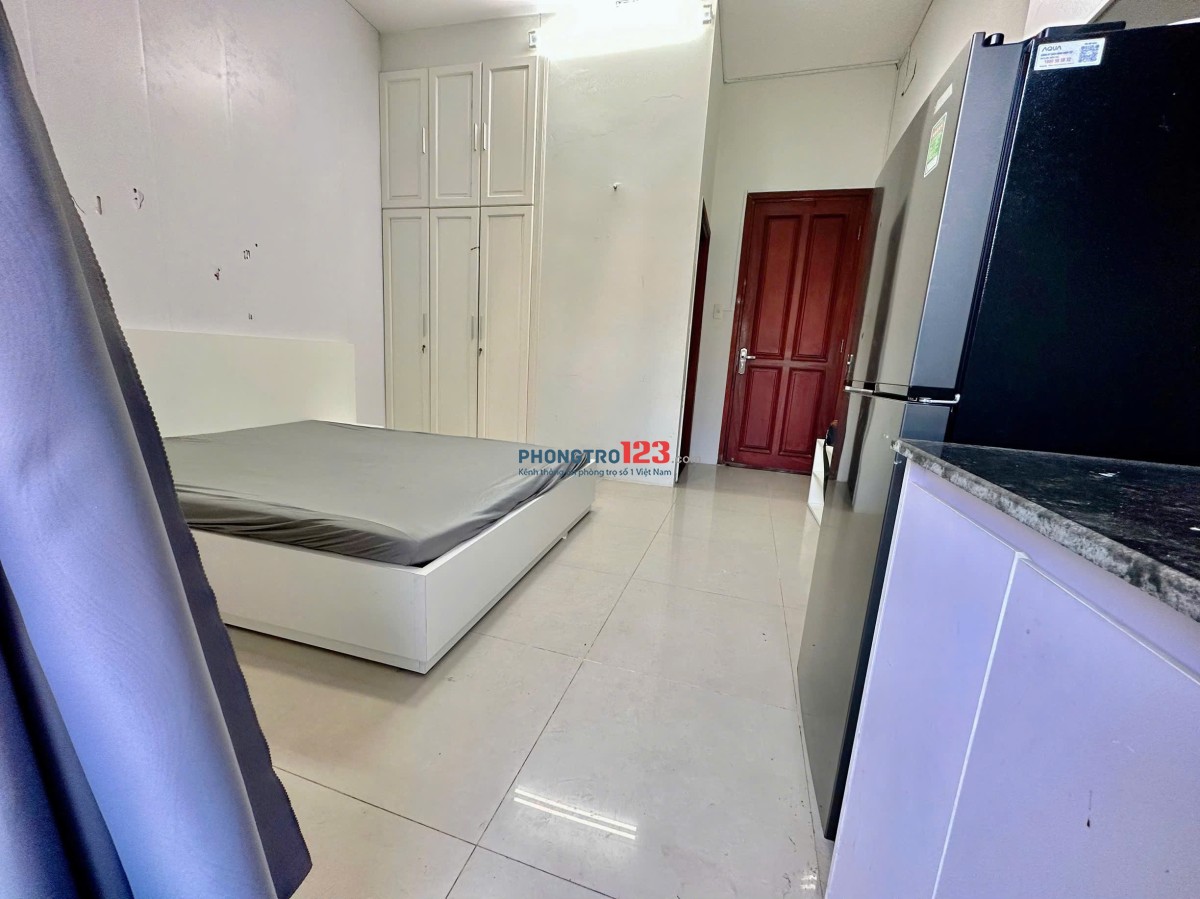 CHO THUÊ PHÒNG TRỌ 35M2 GIÁ RẺ FUL NỘI THẤT, BAN CÔNG, CỬA SỔ LỚN, BÌNH THẠNH, GẦN ĐẠI HỌC VĂN LANG