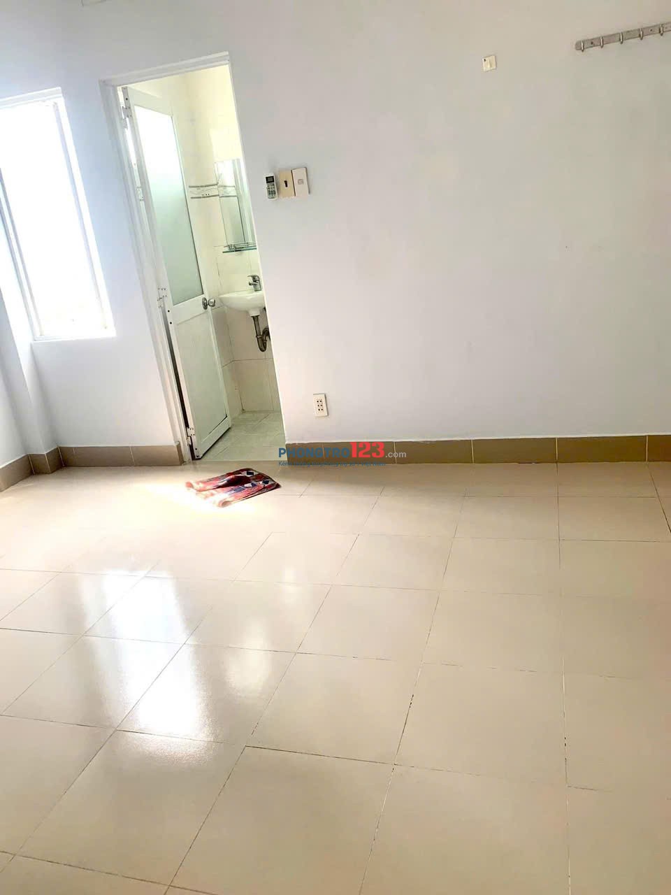 PHÒNG MỚI - MÁY LẠNH, TOILET RIÊNG TRUNG TÂM Q.10