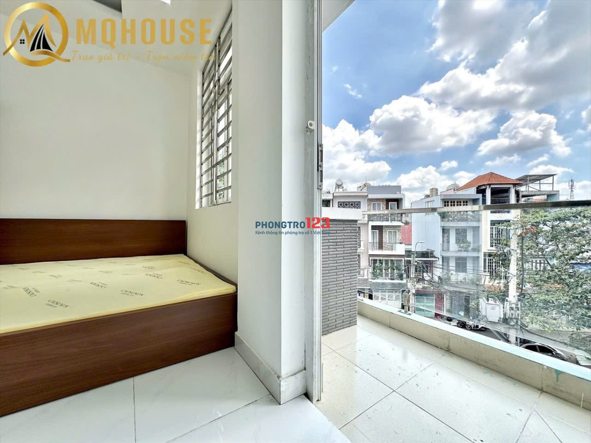 Cho Thuê Phòng Studio Rộng 30m2 - Có Ban Công, Logia Trồng Cây - Lê Tự Tài - Gần Ngã Tư Phú Nhuận